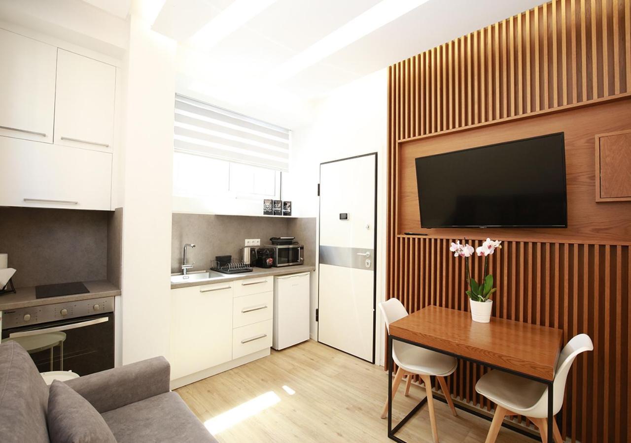 Emily In Athens - Central Modern Flat Syntagma E4 Exterior photo
